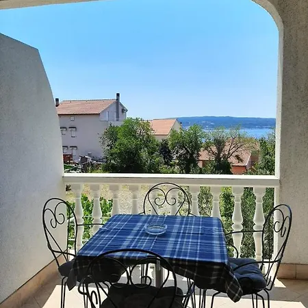 Daire Grozdana Crikvenica
