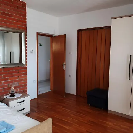 Apartment Grozdana *