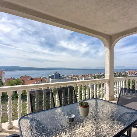 Grozdana 4227 Crikvenica